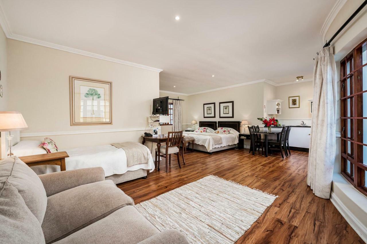 Millbury Guest House ポート・エリザベス エクステリア 写真